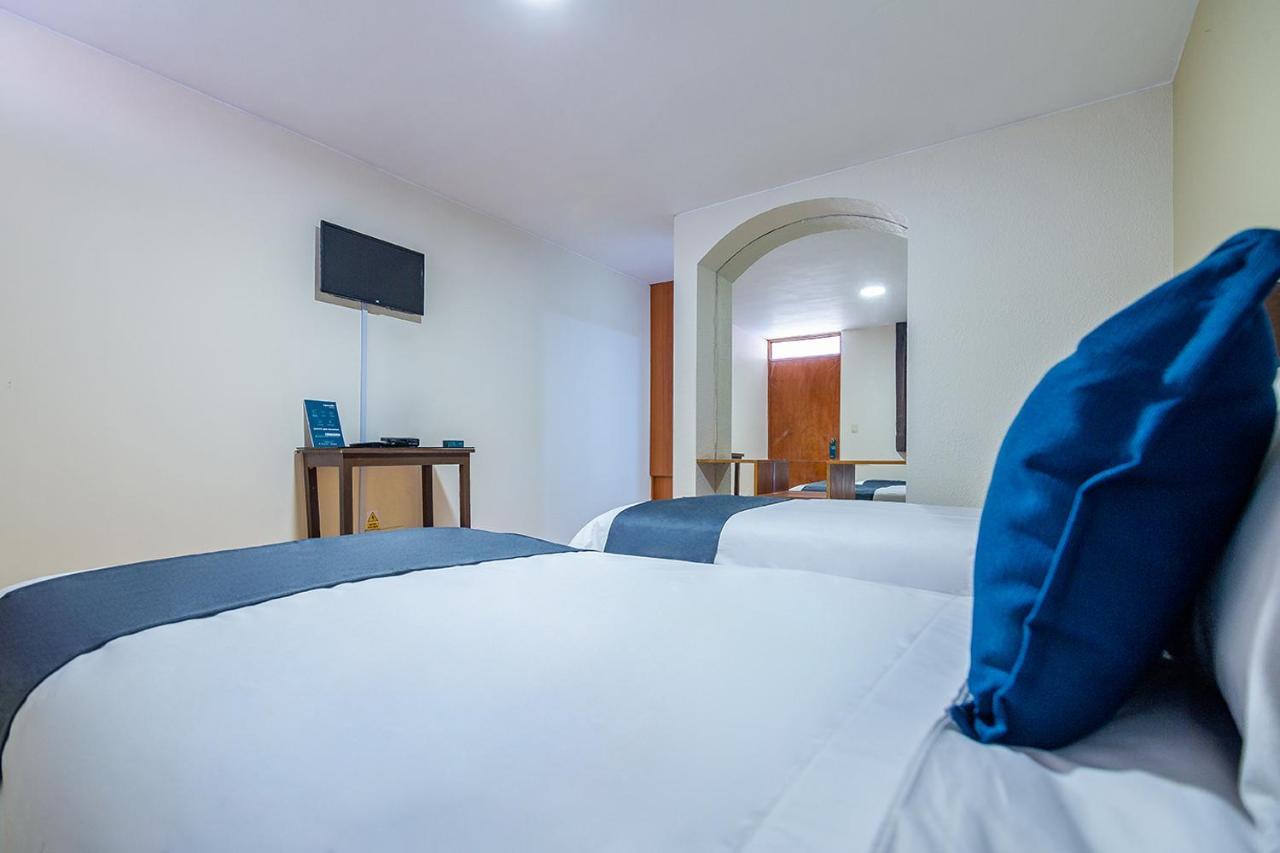 Hotel Mosna อาเรกิปา ภายนอก รูปภาพ